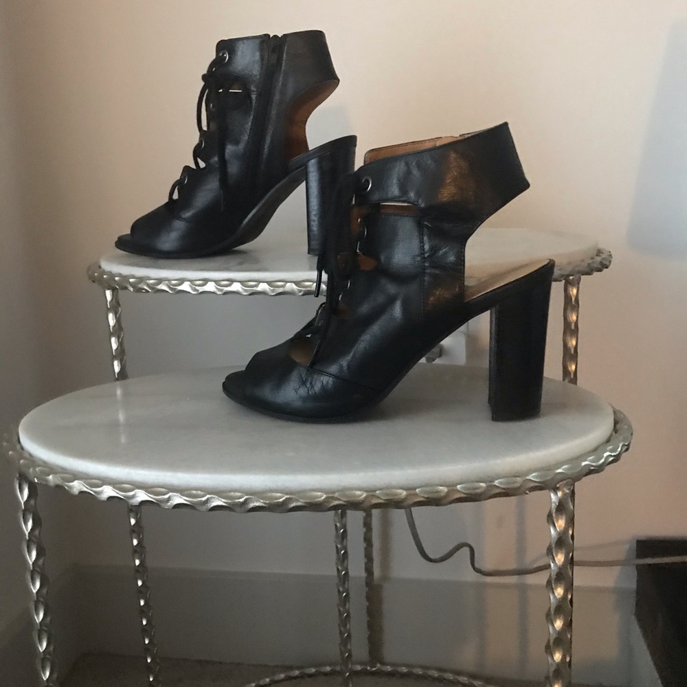 Nine West Leather Peep Toe - Picture 2 of 9